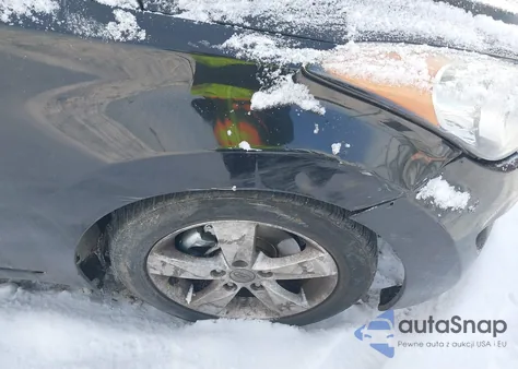 2012 Hyundai Elantra Gls (Ulsan Plant) z USA, uszkodzony, nr VIN KMHDH4AE2CU217845